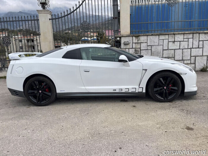 You’d Never Imagine That’s a Ford Pretending to Be a Nissan GT-R | Carscoops